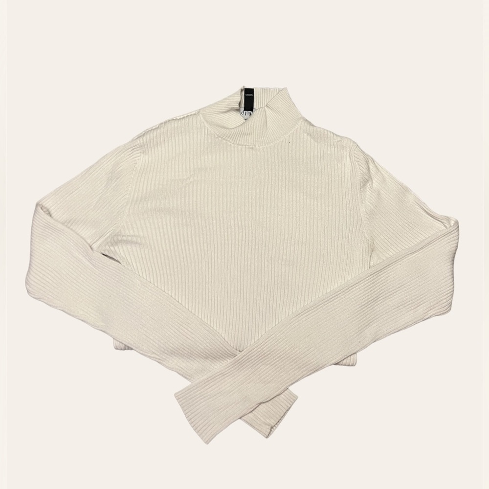 Large Mock Neck Long Sleeve Shirt